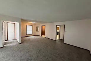 1319 Kandiyohi Ave SW, Willmar, MN 56201 - Photo 10