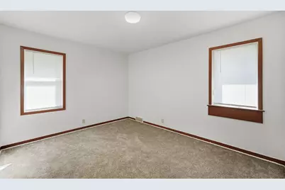 1319 Kandiyohi Avenue SW, Willmar, MN 56201 - Photo 28