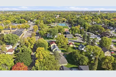 1319 Kandiyohi Avenue SW, Willmar, MN 56201 - Photo 2