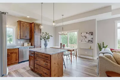 509 Golfview Avenue, Zumbrota, MN 55992 - Photo 6