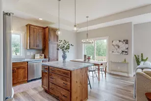 509 Golfview Ave, Zumbrota, MN 55992 - Photo 6