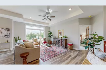 509 Golfview Avenue, Zumbrota, MN 55992 - Photo 2