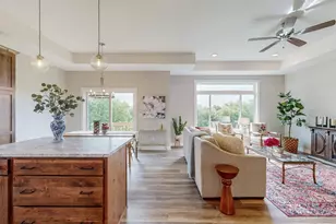 509 Golfview Ave, Zumbrota, MN 55992 - Photo 4