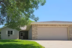 2705 9th St SW, Willmar, MN 56201 - Photo 1
