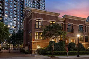 531 S 10th St, Minneapolis, MN 55404 - Photo 1