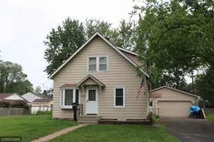 925 4th Ave SW, Pine City, MN 55063 - Photo 1