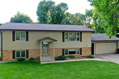 808 17th Street SW, Willmar, MN 56201 - Photo 1