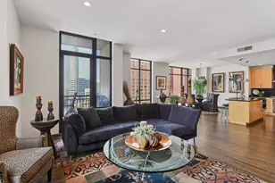 201 S 11th St, Minneapolis, MN 55403 - Photo 16