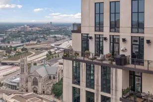 201 S 11th St, Minneapolis, MN 55403 - Photo 76