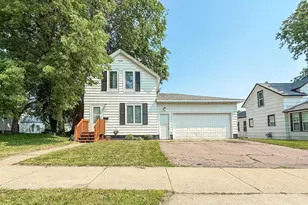 417 Victoria St, Fairmont, MN 56031 - Photo 1