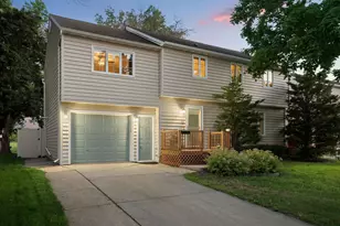 1218 4th Ave SE, Austin, MN 55912 - Photo 1