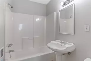 824 9th St N, Fargo, ND 58102 - Photo 14