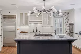 512 Janalyn Cir, Golden Valley, MN 55416 - Photo 12