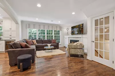 512 Janalyn Circle, Golden Valley, MN 55416 - Photo 6