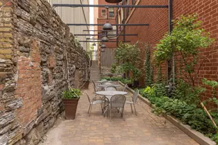 270 4th St E, Saint Paul, MN 55101 - Photo 32