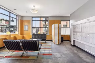 270 4th St E, Saint Paul, MN 55101 - Photo 6