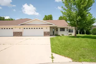 316 5th Cir SW, Blooming Prairie, MN 55917 - Photo 1