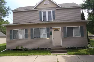 711 2nd Ave NW, Austin, MN 55912 - Photo 1