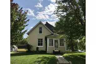 604 7th Ave E, Alexandria, MN 56308 - Photo 1