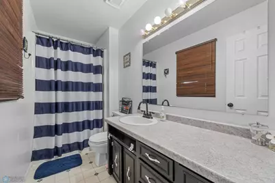 106 37th Avenue S, Moorhead, MN 56560 - Photo 18