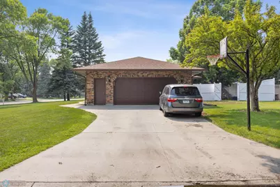 106 37th Avenue S, Moorhead, MN 56560 - Photo 42