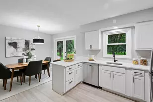 711 9th St NW, Buffalo, MN 55313 - Photo 1