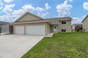 512 Allyn Circle, Janesville, MN 56048 - Photo 1
