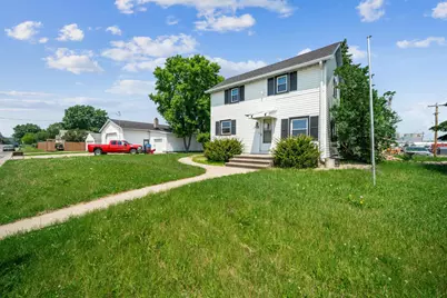 1702 1st Avenue, Mankato, MN 56001 - Photo 1