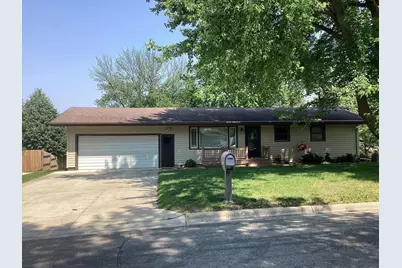 1113 Rosehill Drive, Albert Lea, MN 56007 - Photo 1