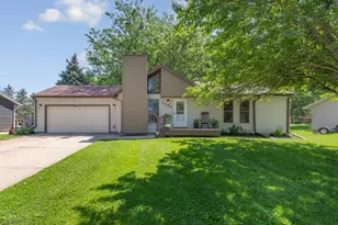 2585 3rd Ave NE, Owatonna, MN 55060 - Photo 1