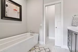 222 Ferndale Rd S, Wayzata, MN 55391 - Photo 20