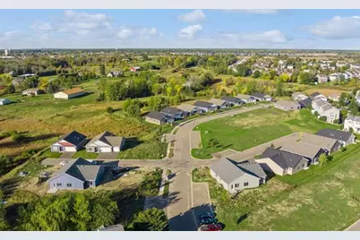 4840 Education Drive N, Hugo, MN 55038 - Photo 34