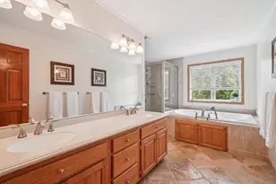 8017 Lismore Cir, Eden Prairie, MN 55347 - Photo 20