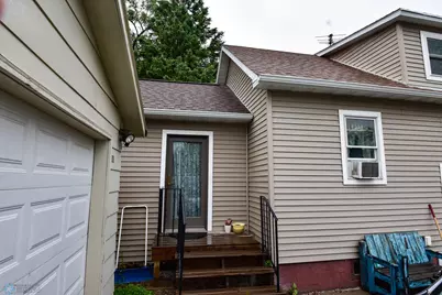 410 9 1/2 Street N, Wahpeton,  58075 - Photo 4