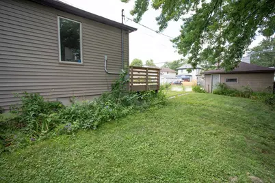 1011 Minnehaha Avenue E, Saint Paul, MN 55106 - Photo 4