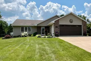 103 4th Pl SW, Geneva, MN 56035 - Photo 1