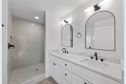 230 McCarrons Place W, Roseville, MN 55113 - Photo 20