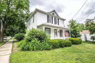 207 14th St NE, Rochester, MN 55906 - Photo 1