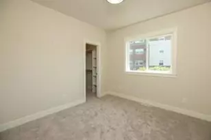 1945 Spruce Meadows Dr SE, Rochester, MN 55904 - Photo 18