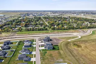 2924 Prairie Farms Cir S, Fargo, ND 58104 - Photo 56