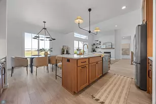 2924 Prairie Farms Cir S, Fargo, ND 58104 - Photo 18