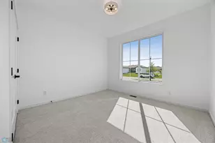 2924 Prairie Farms Cir S, Fargo, ND 58104 - Photo 26