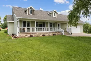 8142 Quail Ct, Clear Lake, MN 55319 - Photo 1