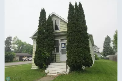202 4th Street NE, Dilworth, MN 56529 - Photo 1
