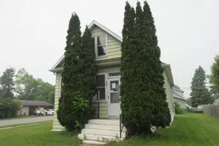 202 4th St NE, Dilworth, MN 56529 - Photo 1