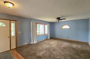 719 W 4th St, Graceville, MN 56240 - Photo 8