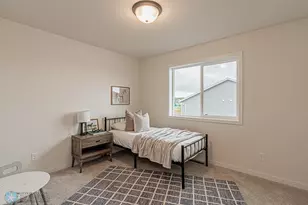 6724 32nd St S, Fargo, ND 58104 - Photo 12