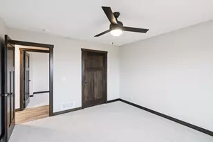 491 Coyote Way, New Richmond, WI 54017 - Photo 16