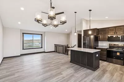 491 Coyote Way, New Richmond, WI 54017 - Photo 10