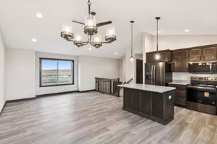 491 Coyote Way, New Richmond, WI 54017 - Photo 10